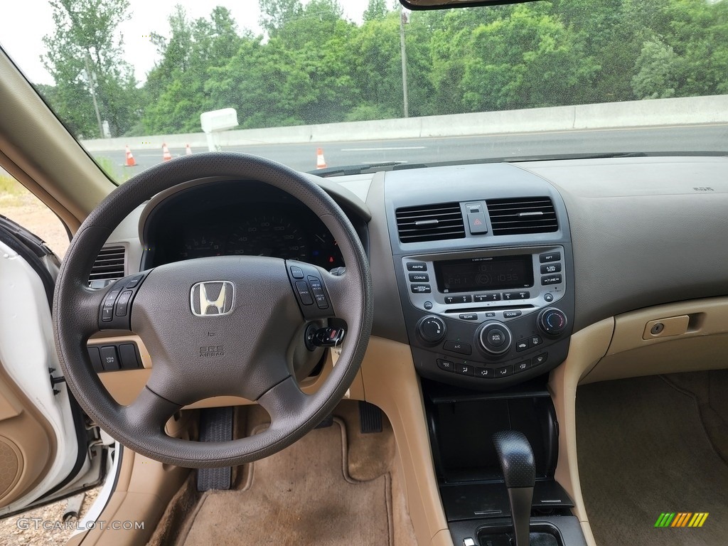 2007 Accord SE V6 Sedan - Taffeta White / Ivory photo #12