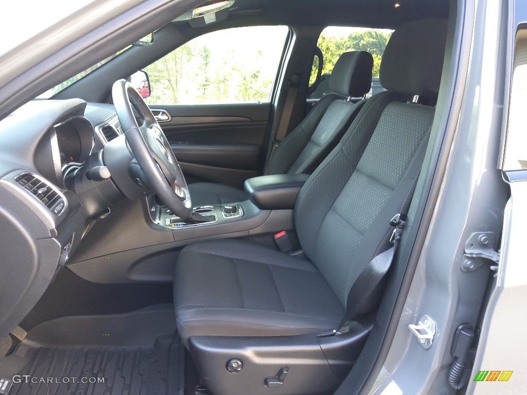 2020 Jeep Grand Cherokee Upland 4x4 Front Seat Photos