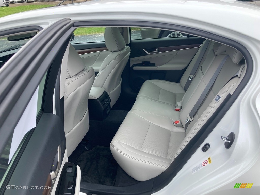 2015 Lexus GS 350 Sedan Rear Seat Photo #144327889