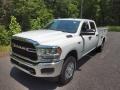 Bright White - 3500 Tradesman Crew Cab 4x4 Chassis Photo No. 2