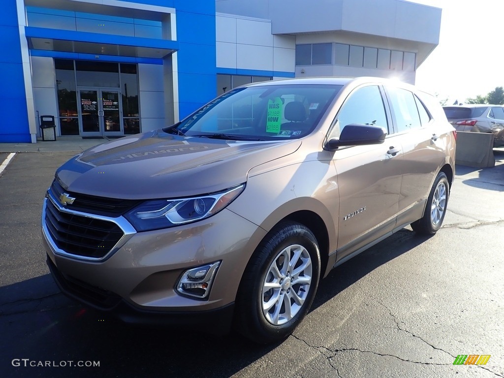2019 Equinox LS - Sandy Ridge Metallic / Medium Ash Gray photo #2
