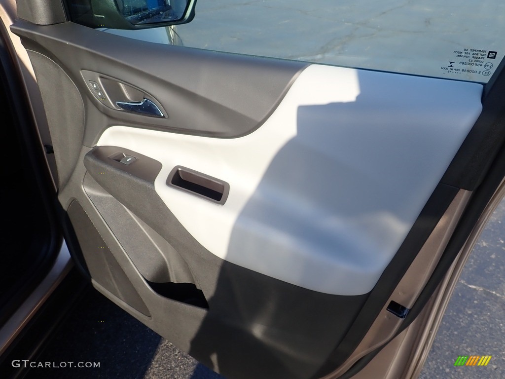 2019 Equinox LS - Sandy Ridge Metallic / Medium Ash Gray photo #17