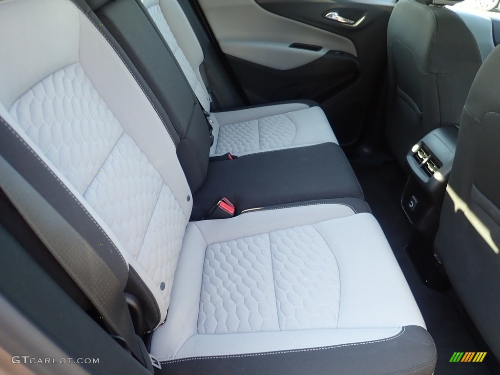 2019 Equinox LS - Sandy Ridge Metallic / Medium Ash Gray photo #18
