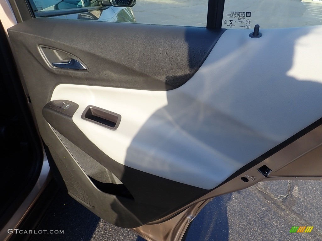 2019 Equinox LS - Sandy Ridge Metallic / Medium Ash Gray photo #19