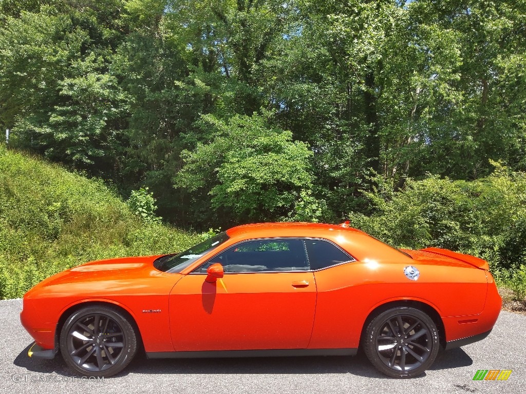 Go Mango 2022 Dodge Challenger R/T Exterior Photo #144332002