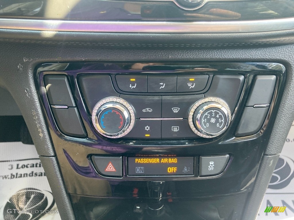 2017 Encore Preferred - River Rock Metallic / Ebony photo #25