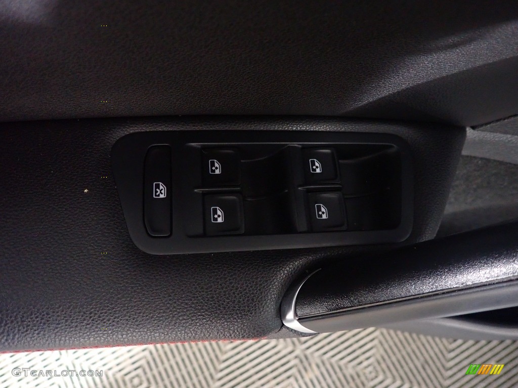 2019 Golf GTI SE - Deep Black Pearl / Titan Black photo #22