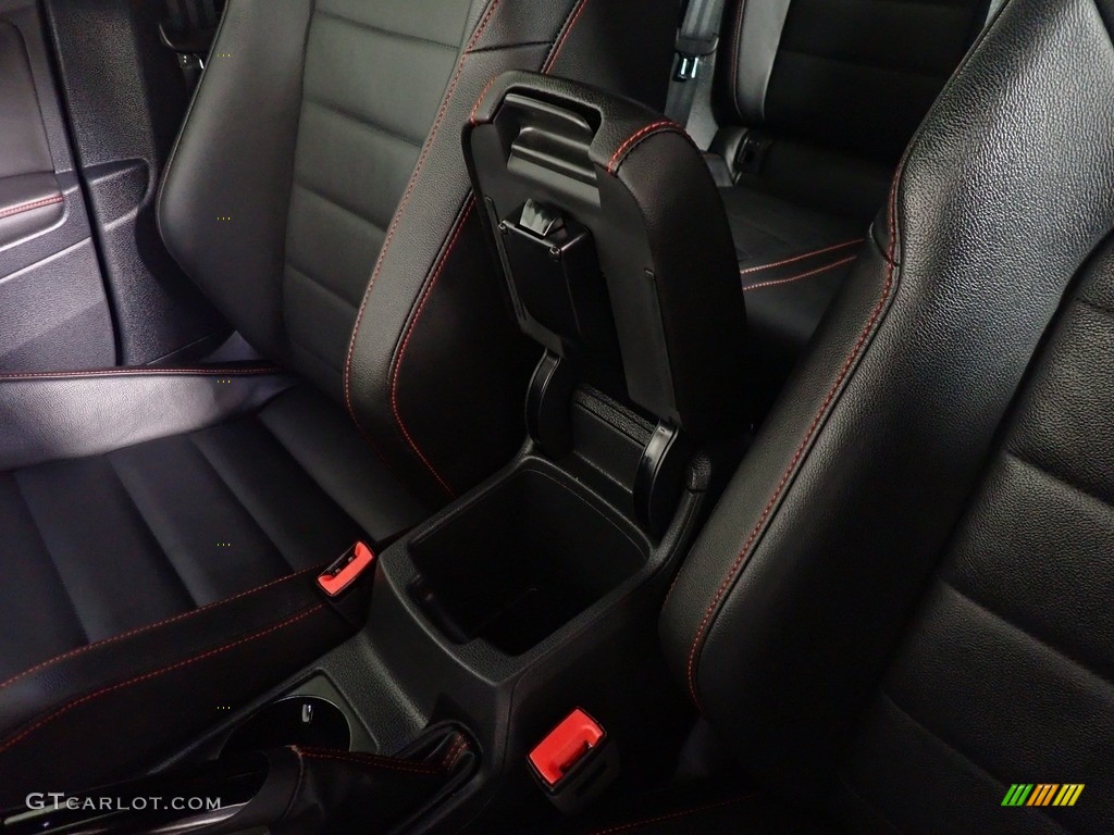 2019 Golf GTI SE - Deep Black Pearl / Titan Black photo #34