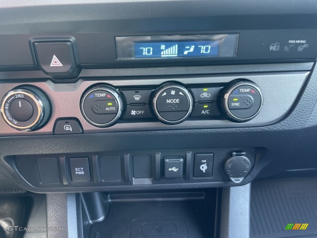 2022 Toyota Tacoma TRD Sport Access Cab 4x4 Controls Photo #144334309