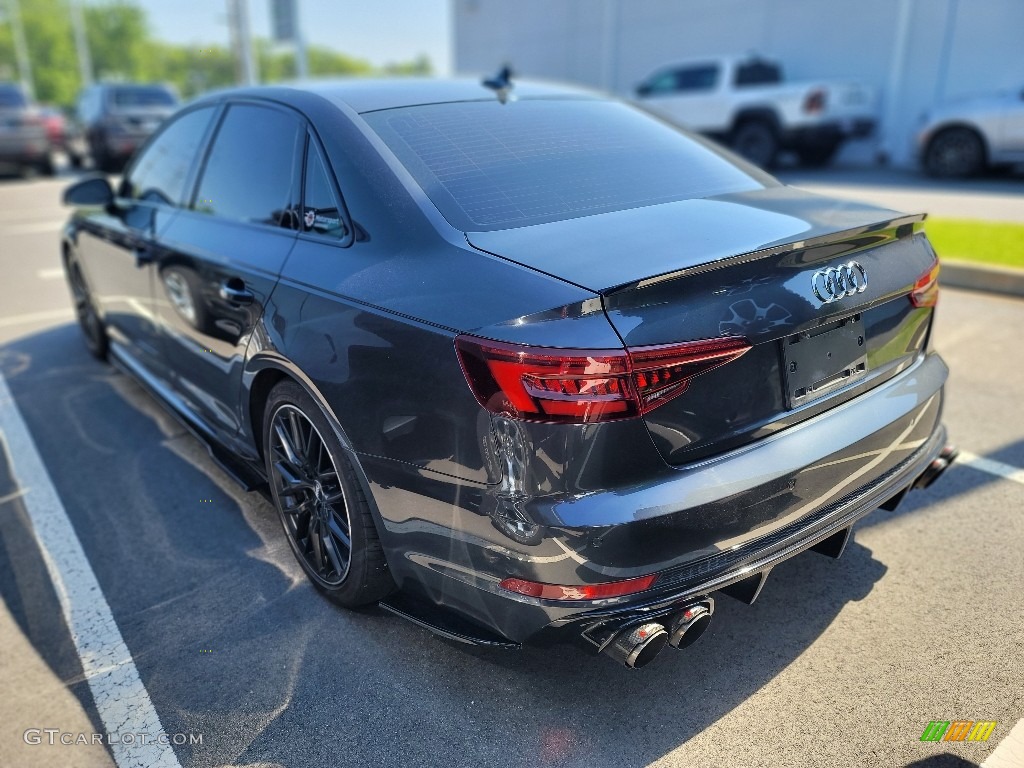 2018 A4 2.0T Premium quattro - Manhattan Gray Metallic / Black photo #9