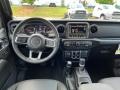 2022 Black Jeep Gladiator High Altitude 4x4  photo #18