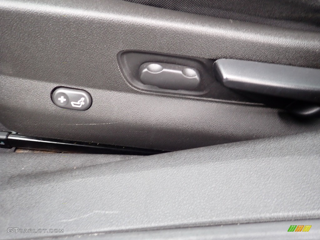 2011 Malibu LT - Taupe Gray Metallic / Ebony photo #25