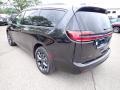 2022 Brilliant Black Crystal Pearl Chrysler Pacifica Touring L AWD  photo #3