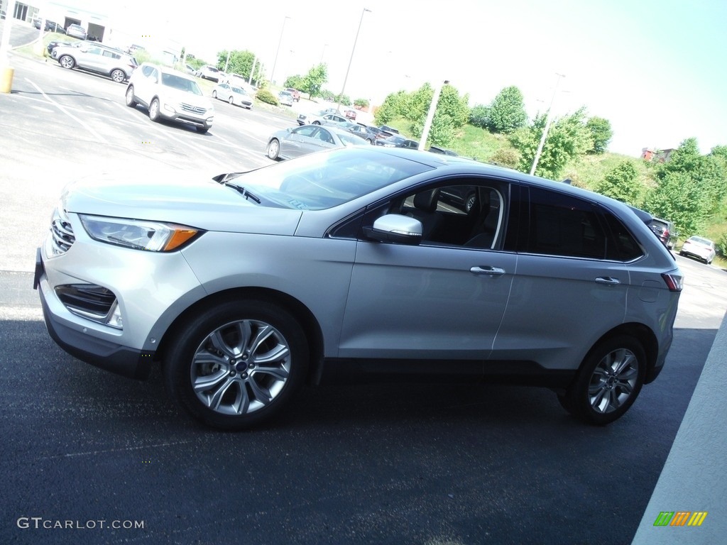 2019 Edge Titanium AWD - Ingot Silver / Ebony photo #7