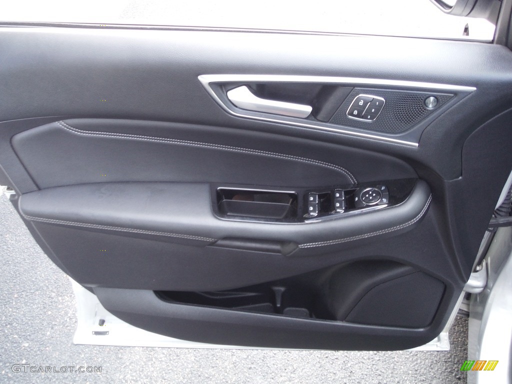 2019 Edge Titanium AWD - Ingot Silver / Ebony photo #16