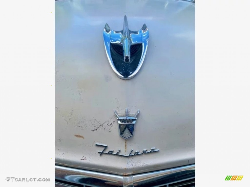 1956 Ford Fairlane Town Sedan Marks and Logos Photo #144339037