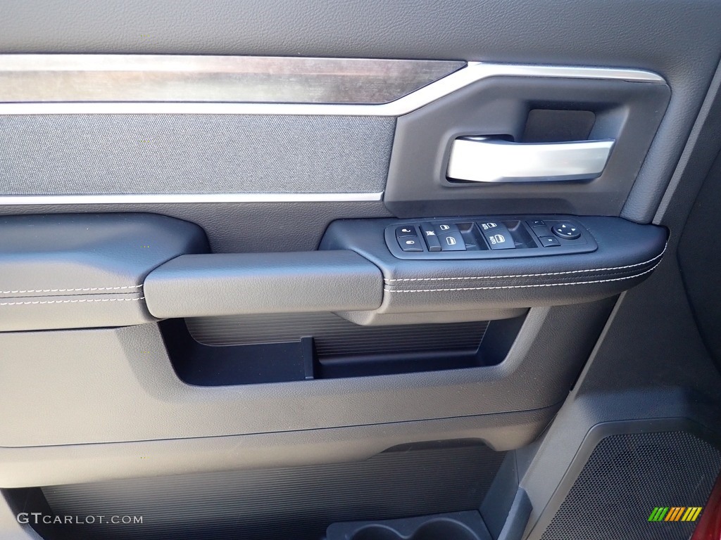 2022 2500 Big Horn Crew Cab Night Edition 4x4 - Delmonico Red Pearl / Black photo #16