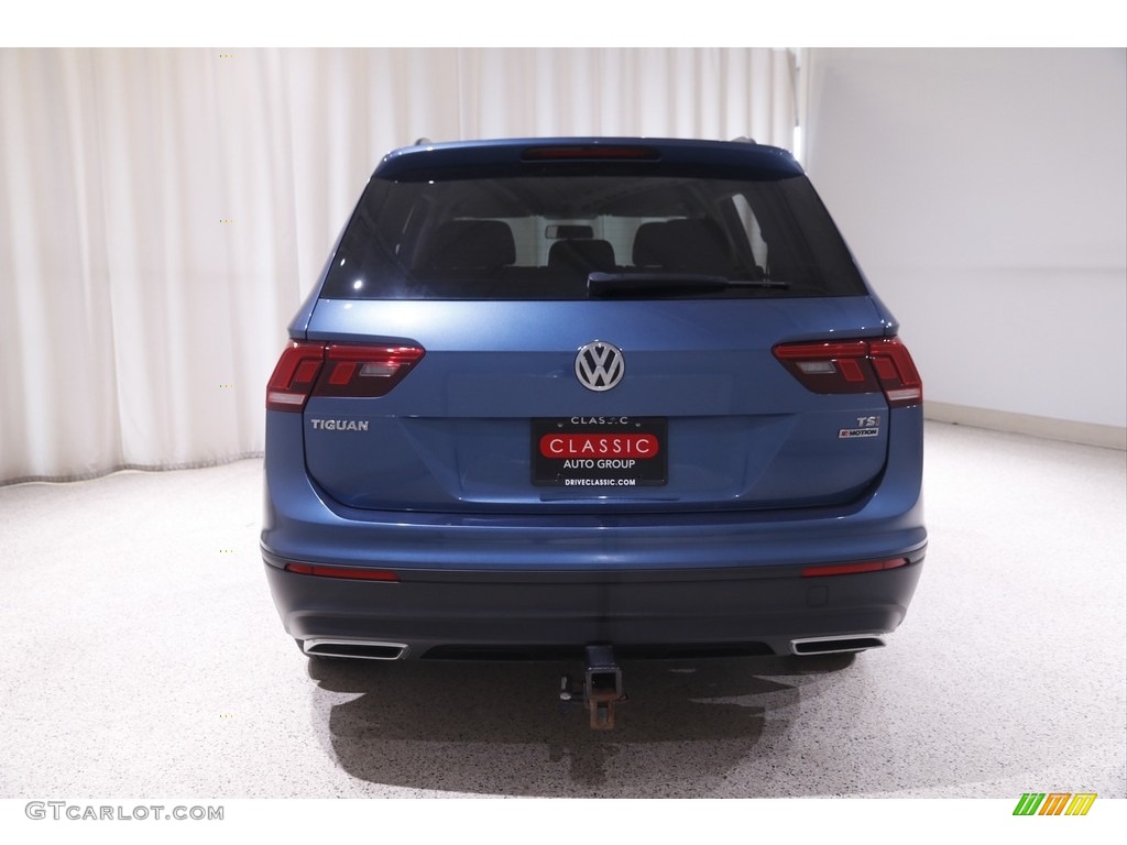 2018 Tiguan S 4MOTION - Silk Blue Metallic / Titan Black photo #16
