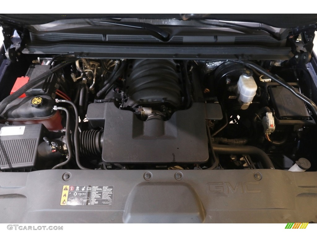 2018 GMC Yukon XL Denali 4WD Engine Photos