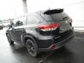 2019 Midnight Black Metallic Toyota Highlander SE AWD  photo #9