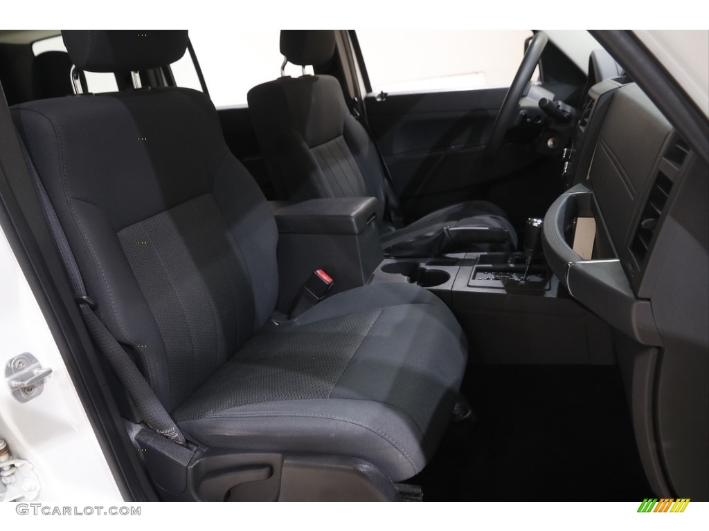 2012 Liberty Sport - Bright White / Dark Slate Gray photo #11