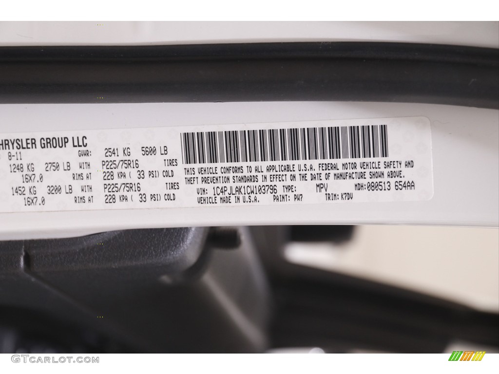 2012 Liberty Sport - Bright White / Dark Slate Gray photo #16