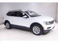 Pure White - Tiguan S 4MOTION Photo No. 1