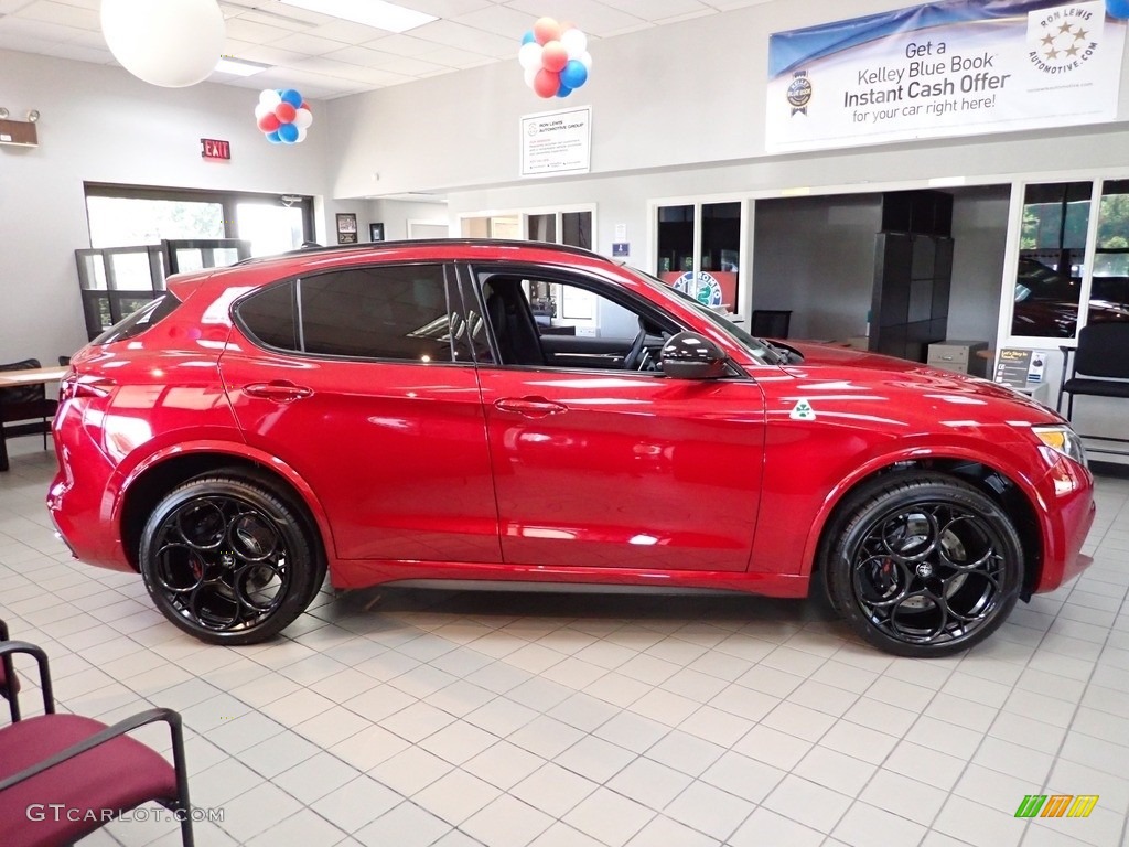 2022 Stelvio Quadrifoglio AWD - Rosso (Red) Etna / Black photo #6