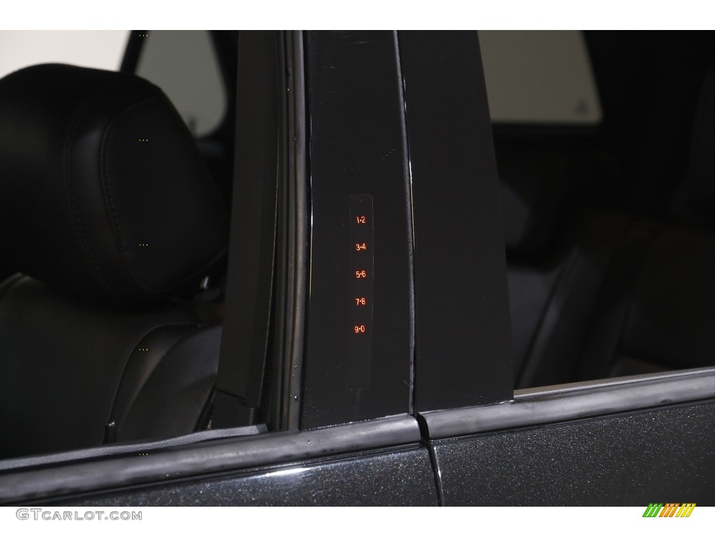 2015 Explorer XLT 4WD - Tuxedo Black / Charcoal Black photo #4