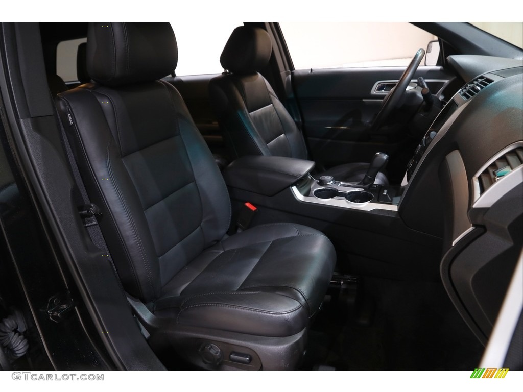2015 Explorer XLT 4WD - Tuxedo Black / Charcoal Black photo #15