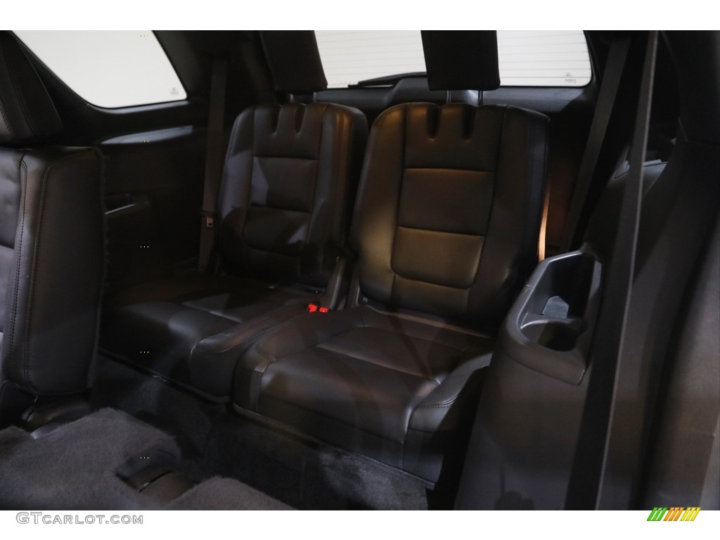 2015 Explorer XLT 4WD - Tuxedo Black / Charcoal Black photo #18