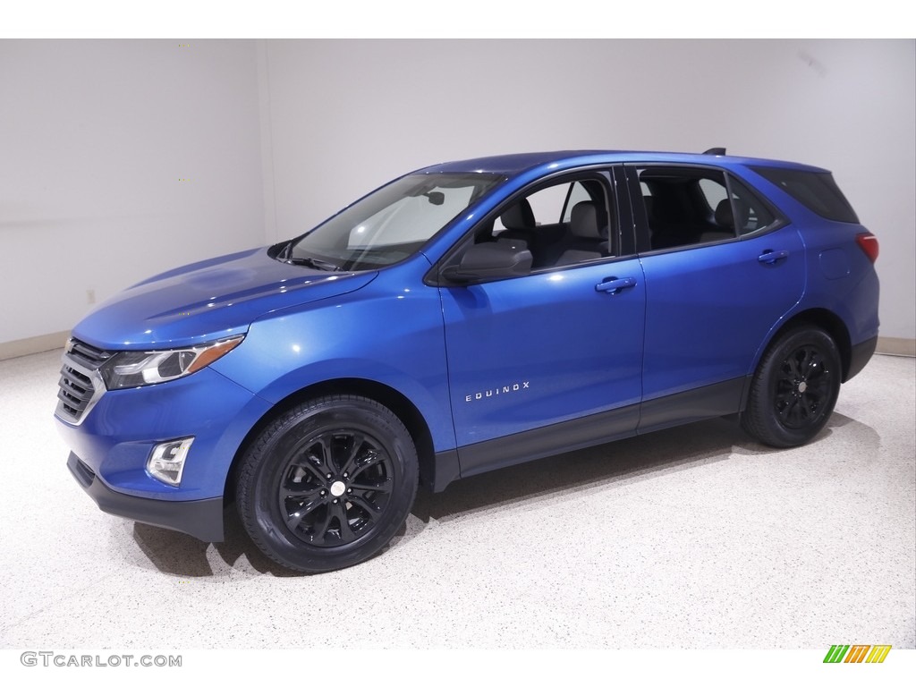 2019 Equinox LS - Kinetic Blue Metallic / Medium Ash Gray photo #3