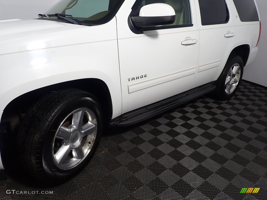 2010 Tahoe LT 4x4 - Summit White / Light Cashmere/Dark Cashmere photo #12