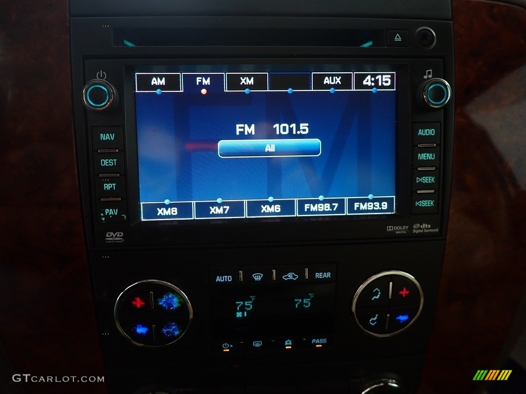 2010 Tahoe LT 4x4 - Summit White / Light Cashmere/Dark Cashmere photo #26