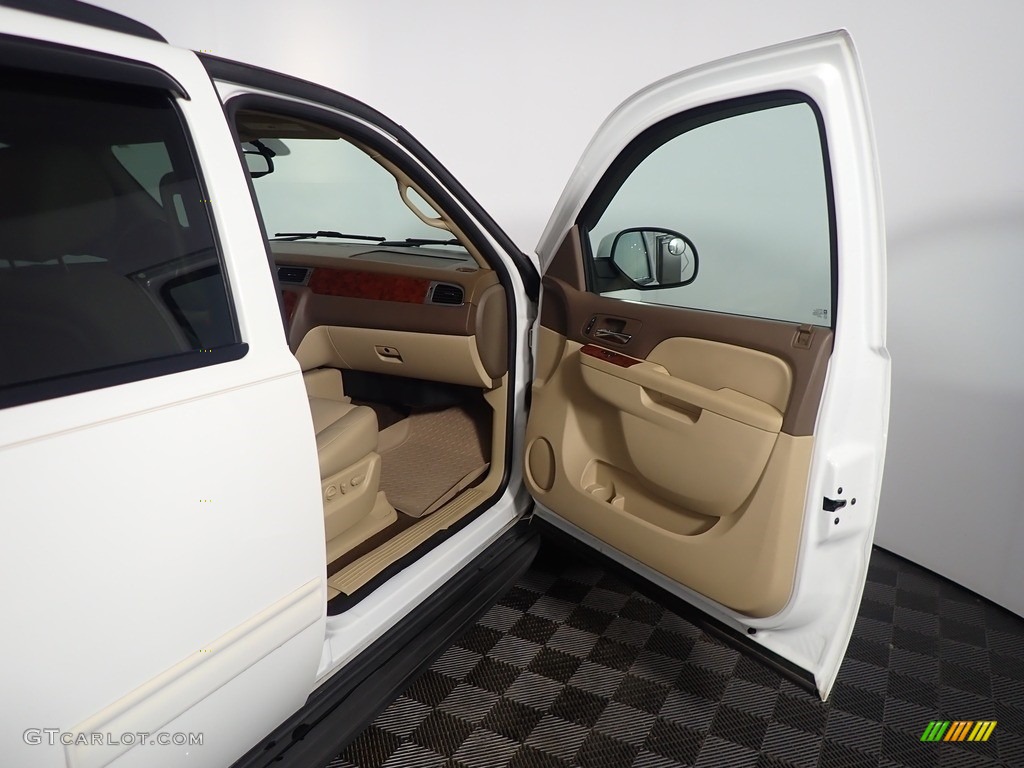 2010 Tahoe LT 4x4 - Summit White / Light Cashmere/Dark Cashmere photo #38