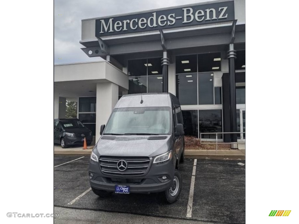2022 Sprinter 2500 Crew Van 4x4 - Selenite Grey Metallic / Black photo #2