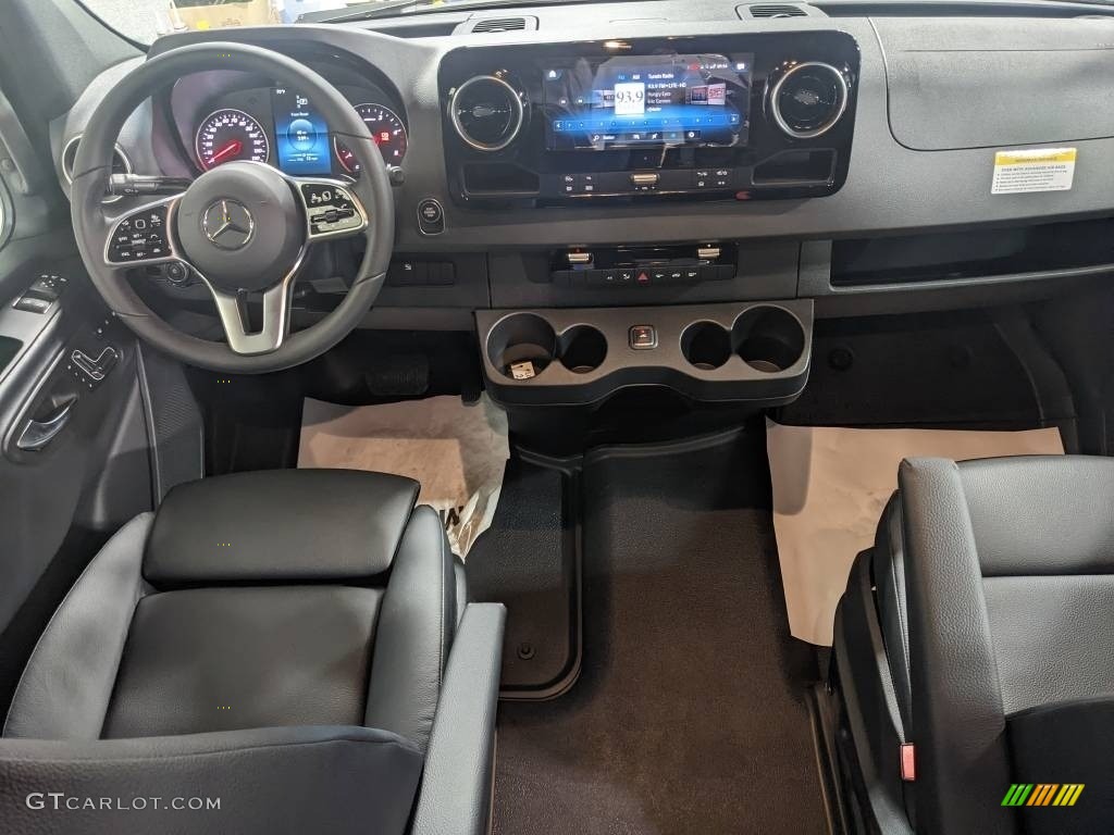 Black Interior 2022 Mercedes-Benz Sprinter 2500 Crew Van 4x4 Photo #144351590