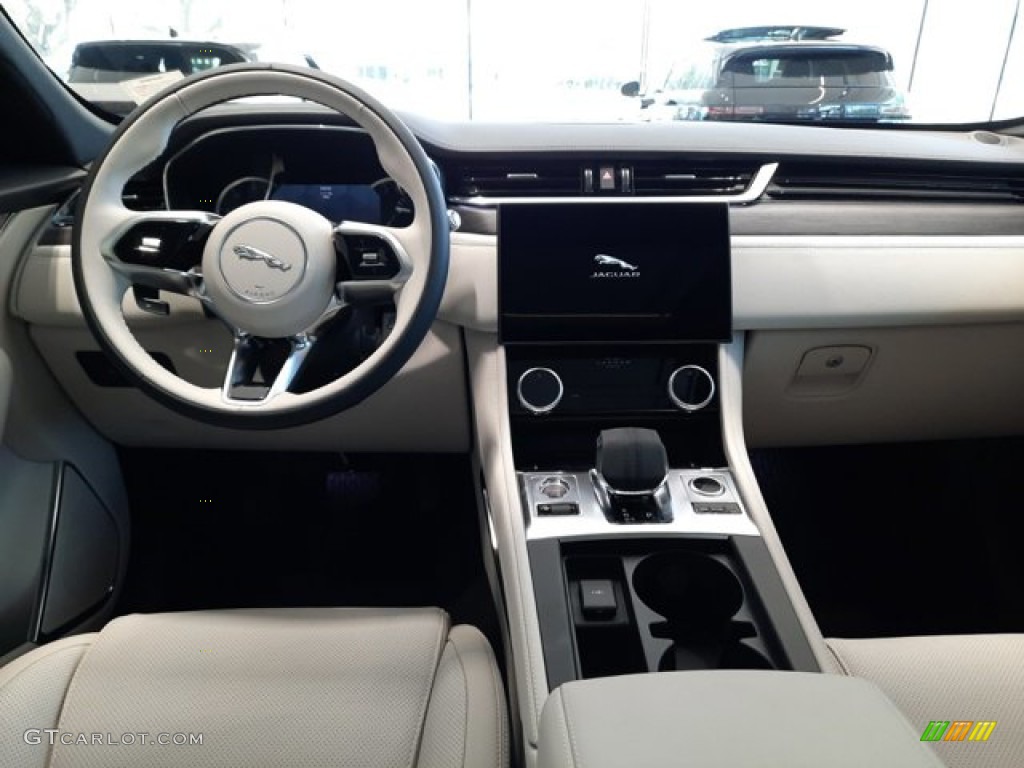 2022 Jaguar F-PACE P250 S Light Oyster/Ebony Dashboard Photo #144352388