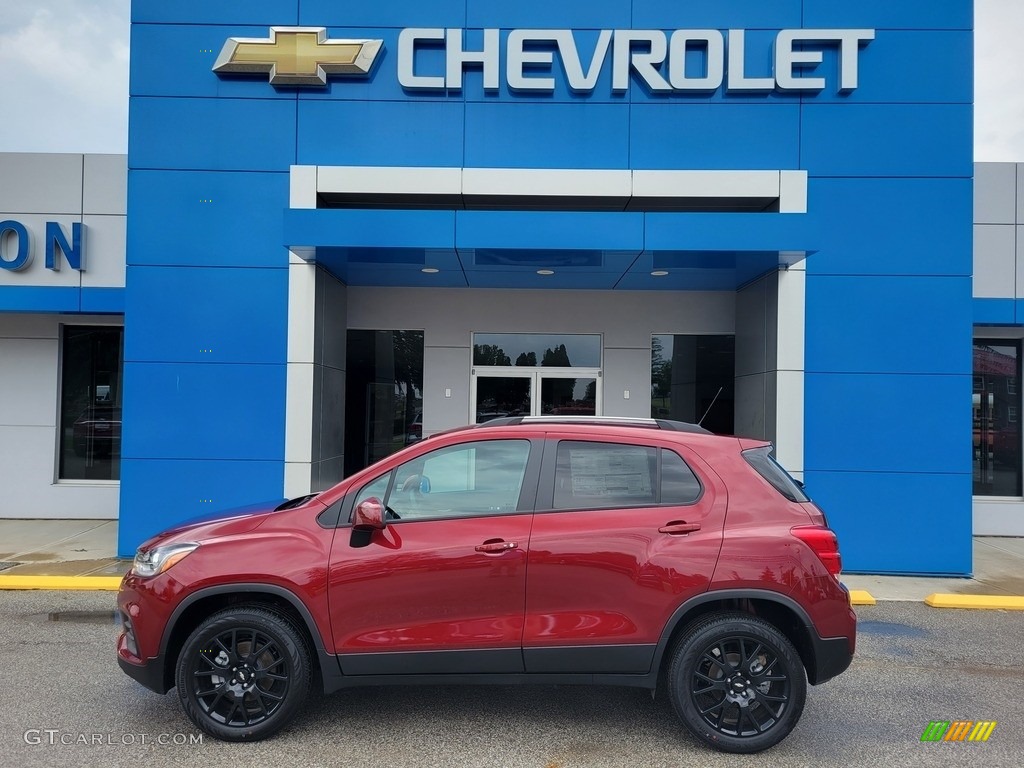 2022 Trax LT AWD - Crimson Metallic / Jet Black photo #1