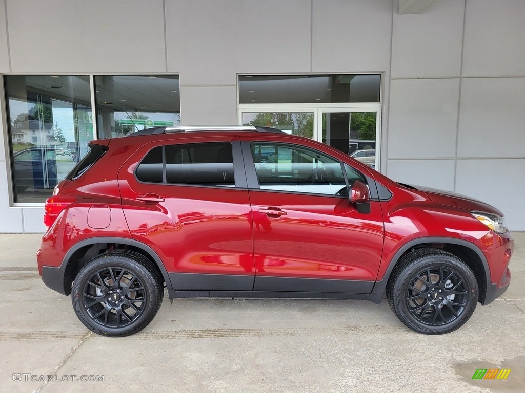 2022 Trax LT AWD - Crimson Metallic / Jet Black photo #3