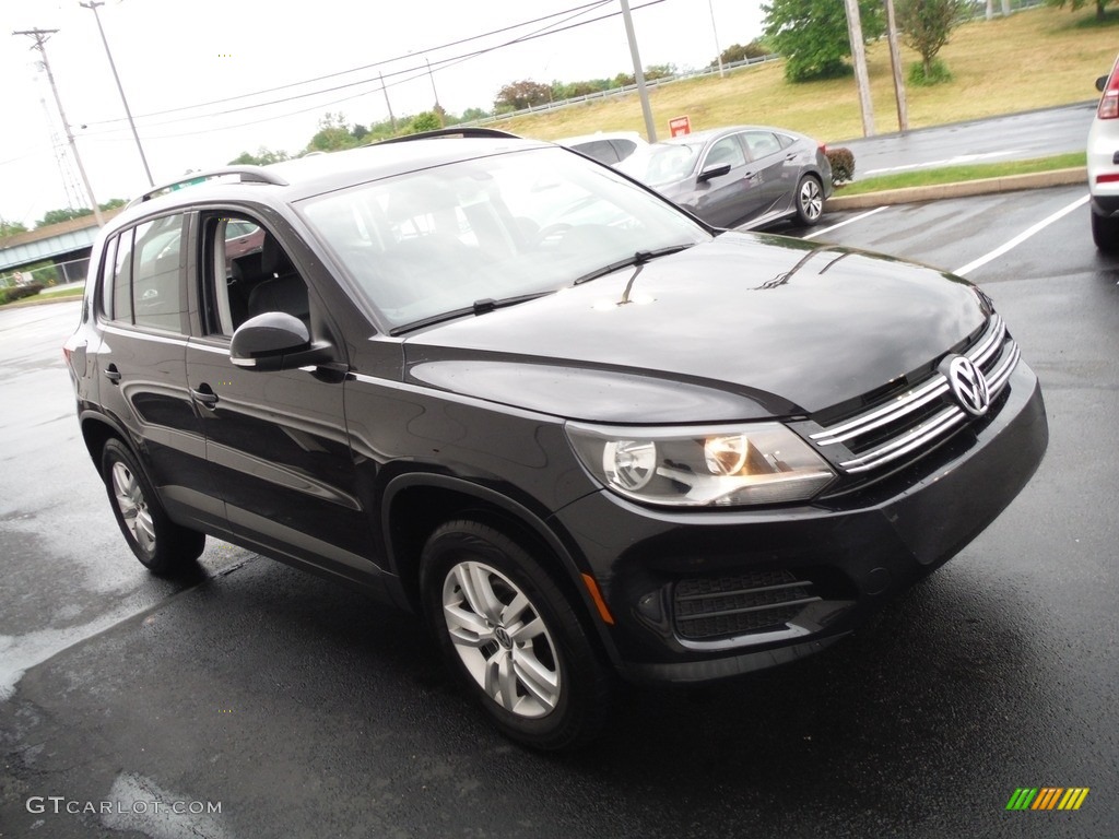 Deep Black Pearl 2016 Volkswagen Tiguan S 4MOTION Exterior Photo #144353369
