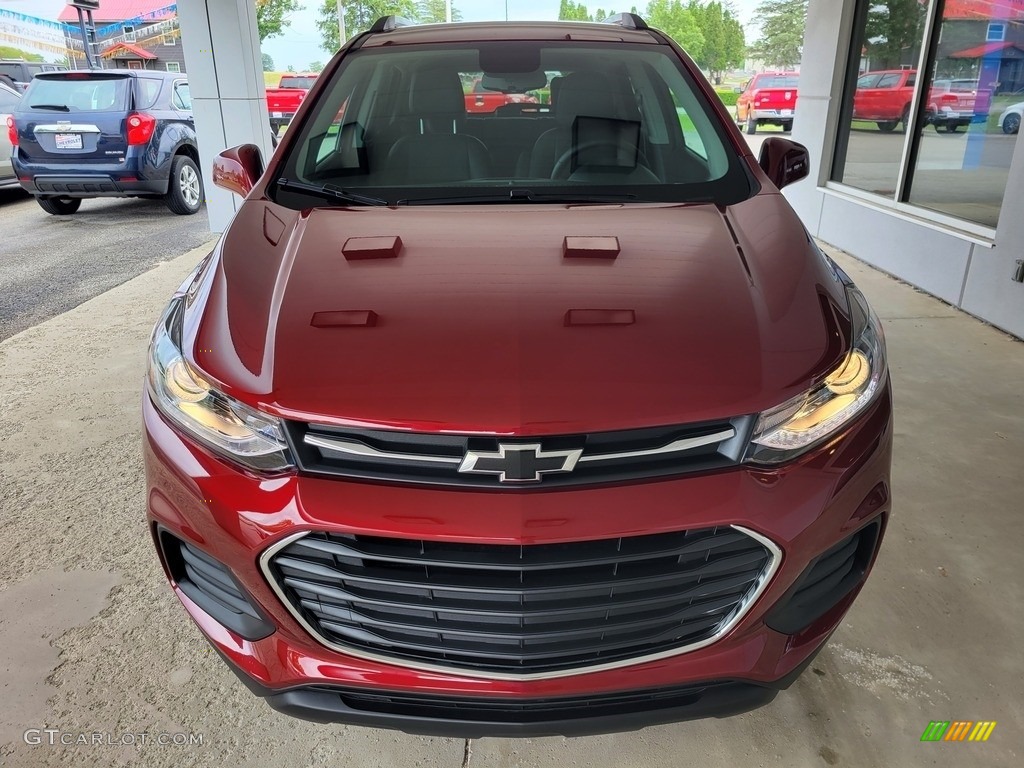 2022 Trax LT AWD - Crimson Metallic / Jet Black photo #9
