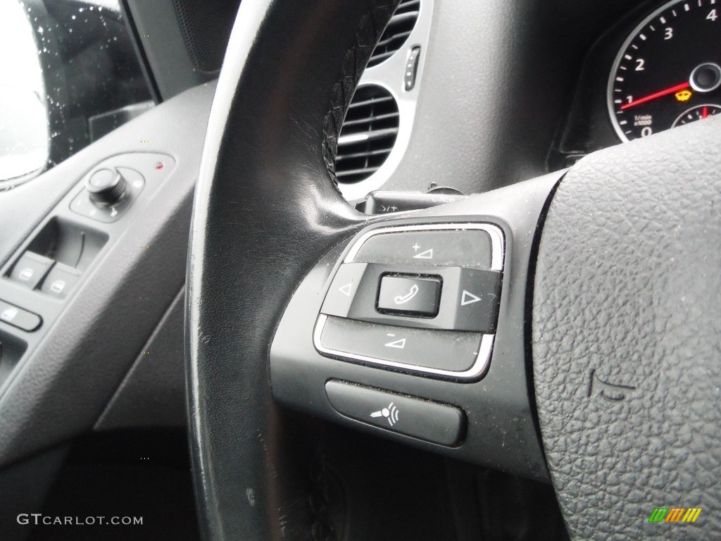 2016 Volkswagen Tiguan S 4MOTION Charcoal Steering Wheel Photo #144353687