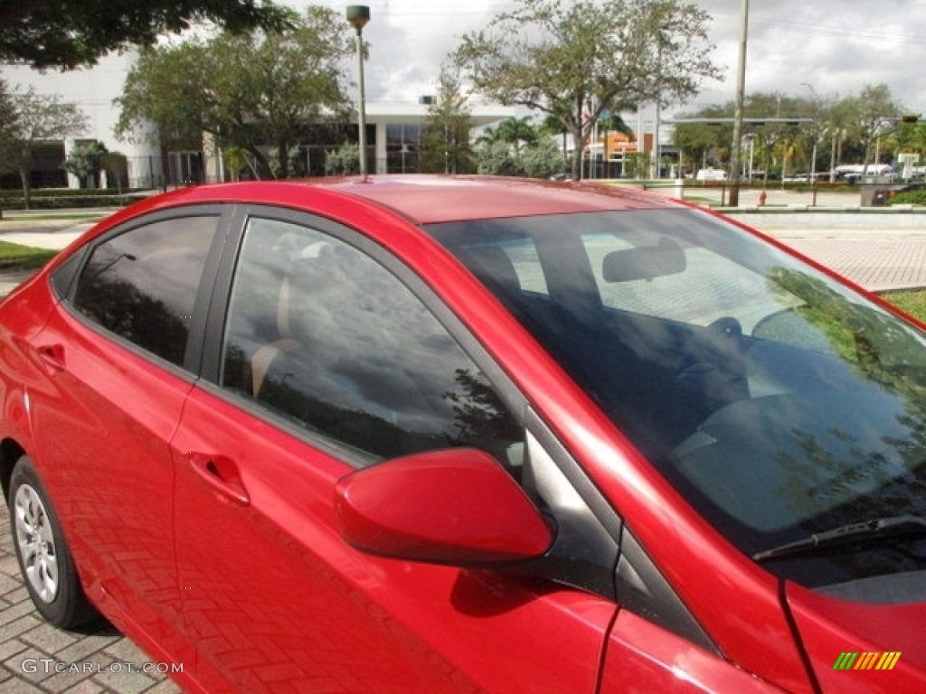 2015 Accent GLS - Boston Red / Gray photo #26