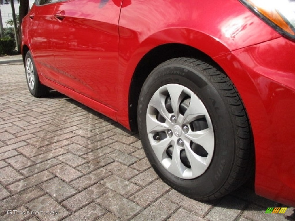 2015 Hyundai Accent GLS Wheel Photo #144356421
