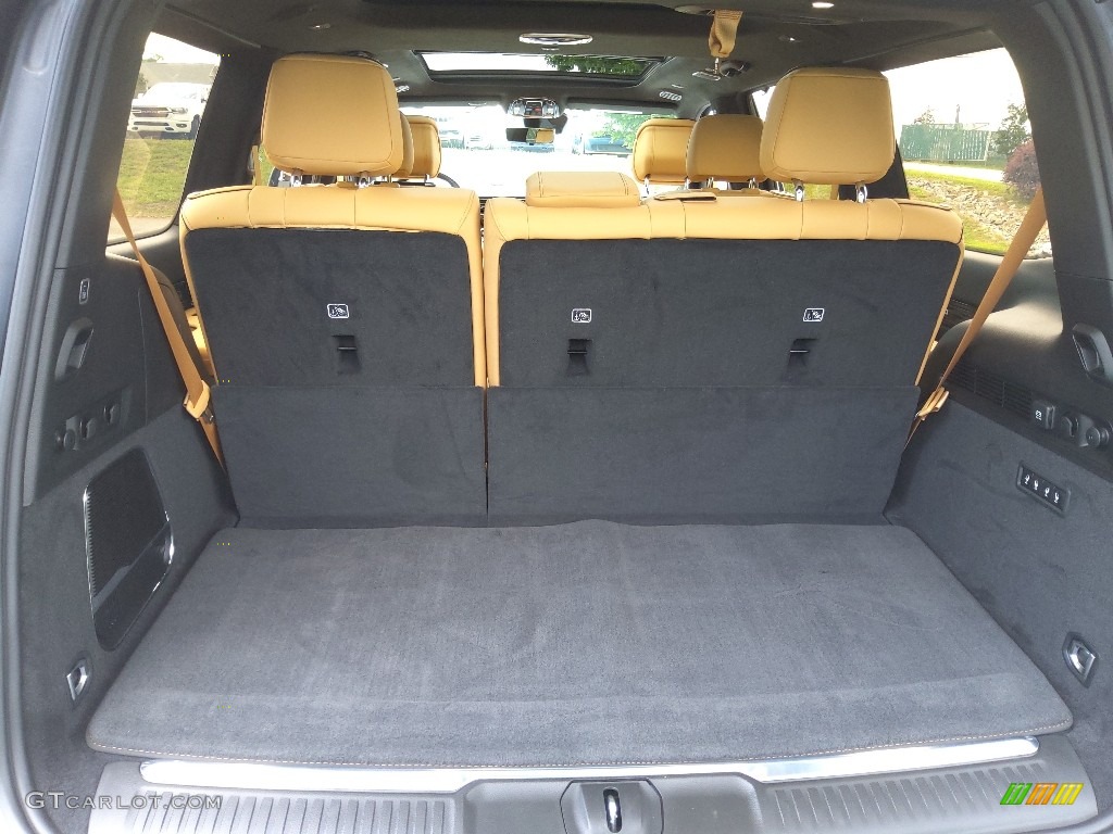 2022 Jeep Grand Wagoneer Series III 4x4 Trunk Photo #144358452