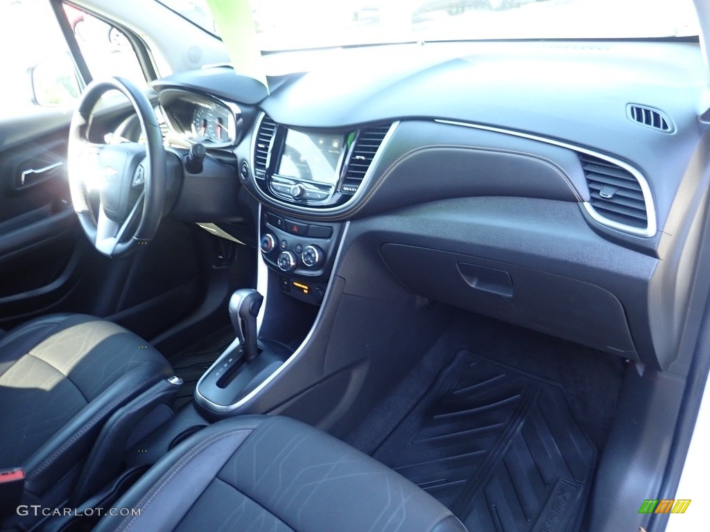 2019 Trax LT AWD - Summit White / Jet Black photo #16