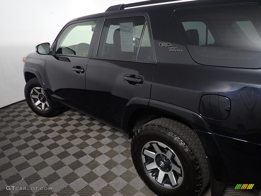 2019 4Runner TRD Off-Road 4x4 - Midnight Black metallic / Black photo #20