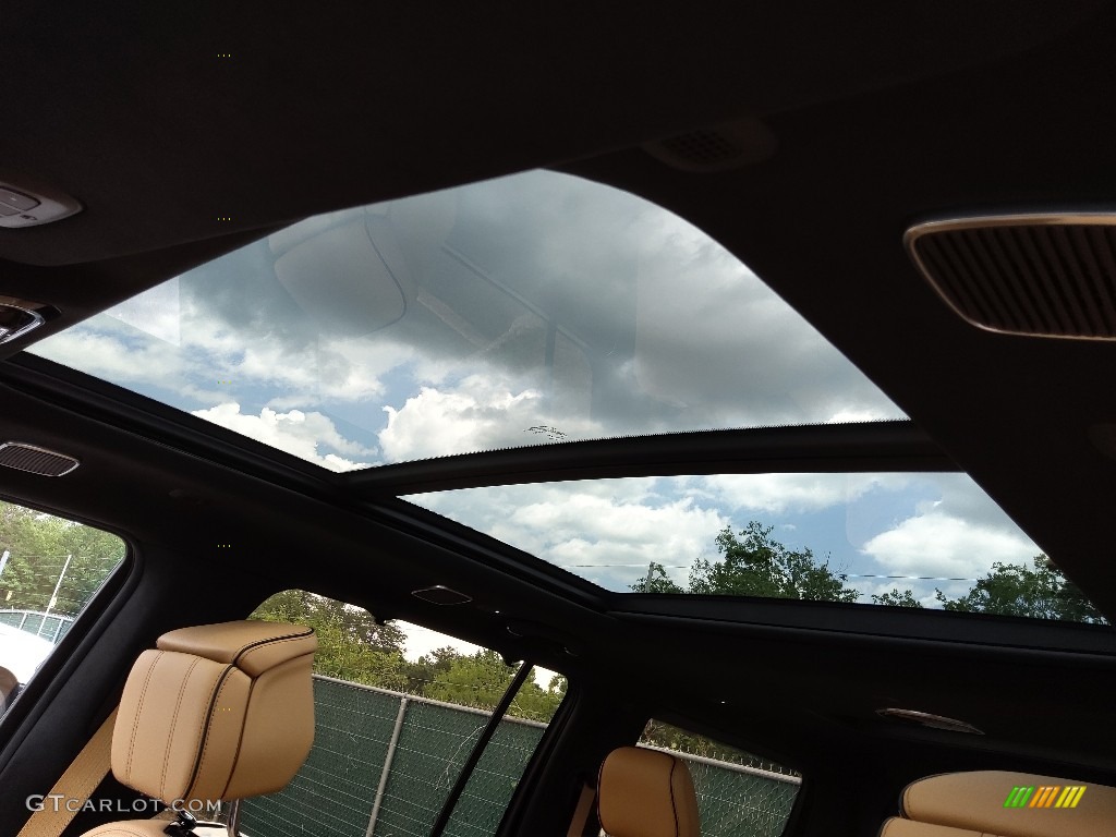 2022 Jeep Grand Wagoneer Series III 4x4 Sunroof Photos