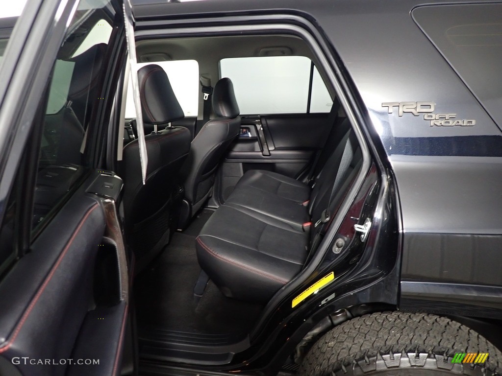 2019 4Runner TRD Off-Road 4x4 - Midnight Black metallic / Black photo #37